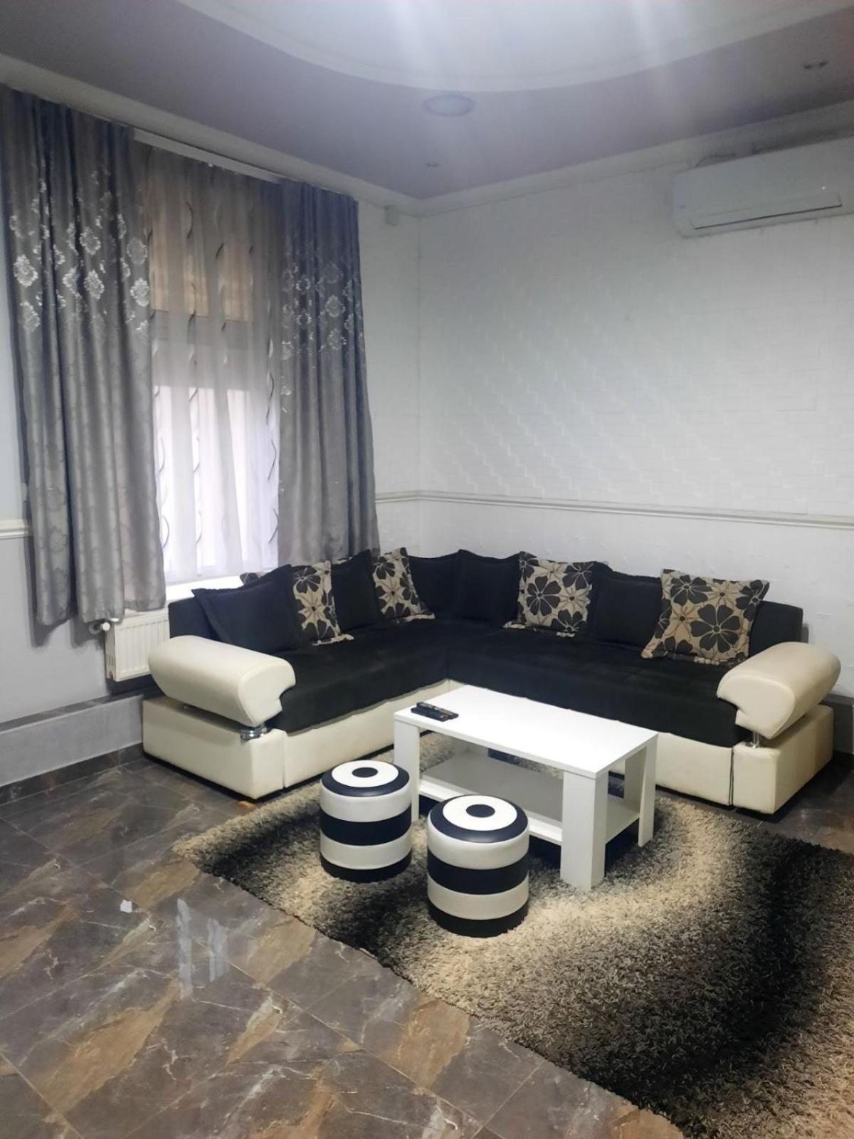 Apartments Royal Menex Požarevac 客房 照片