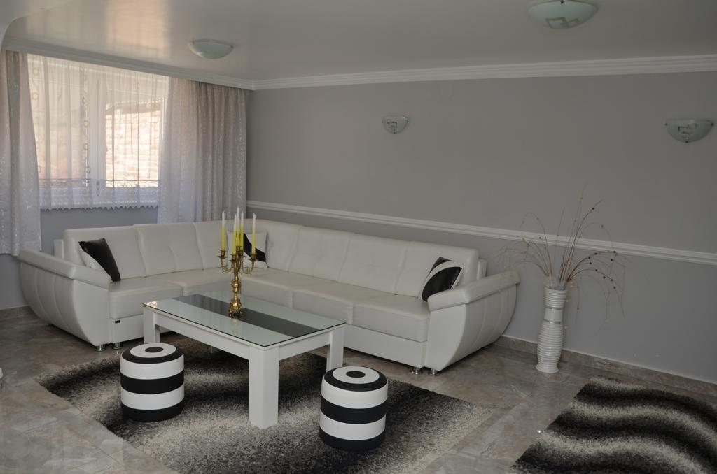 Apartments Royal Menex Požarevac 外观 照片
