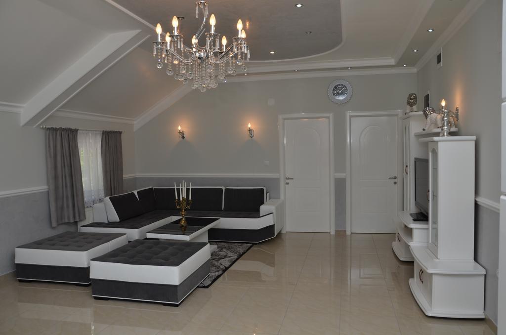 Apartments Royal Menex Požarevac 外观 照片
