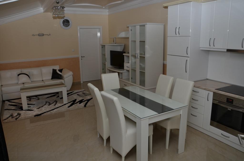 Apartments Royal Menex Požarevac 客房 照片