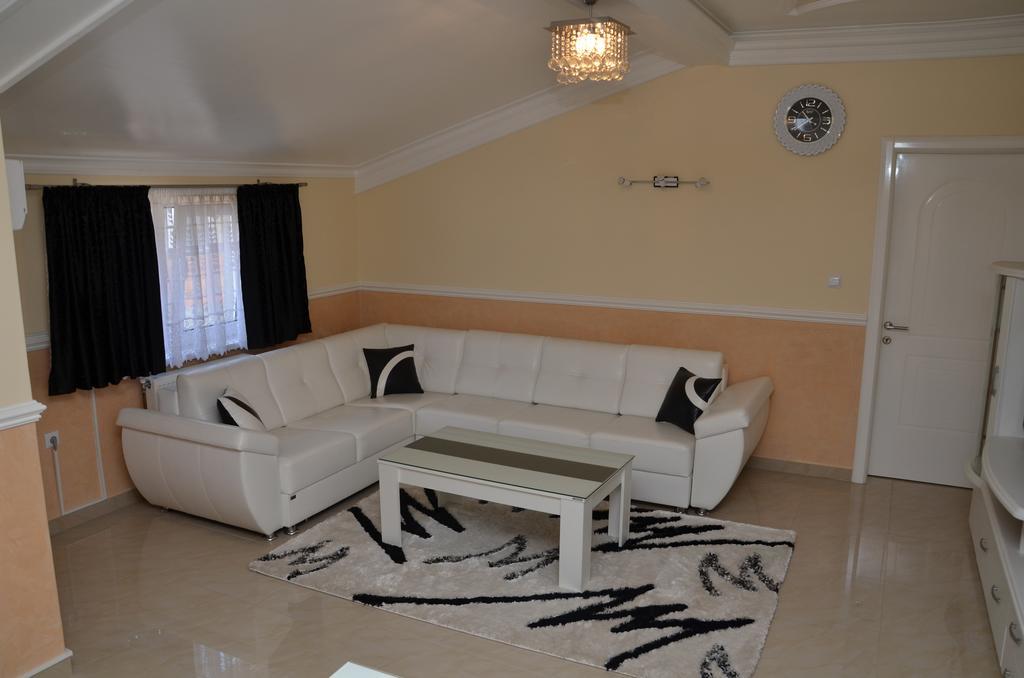 Apartments Royal Menex Požarevac 客房 照片