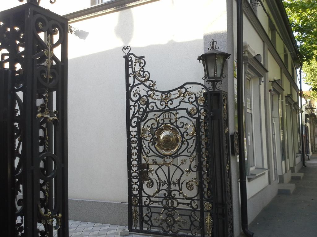 Apartments Royal Menex Požarevac 外观 照片