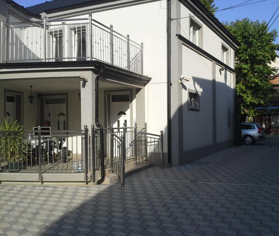 Apartments Royal Menex Požarevac 外观 照片